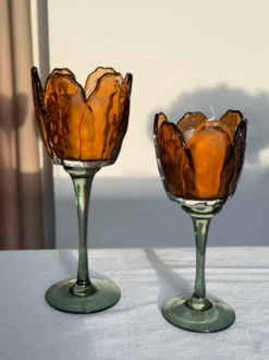 Fyrfadsstage Blomst Glas i Amber/Grøn (9x24cm)