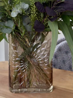 Glas Vase ANJELA i Macchaito (19x7x25cm)