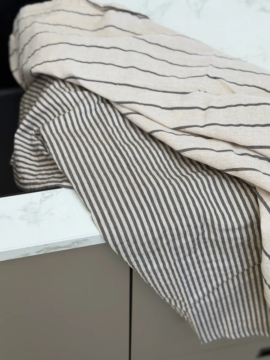 Viskestykke CORFITZ i Striber Beige/Grå 2-pak (50x70cm)