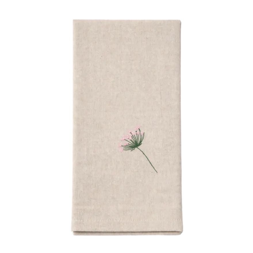 Viskestykke m. Broderet Skærmblomst i Camel Beige (50x70cm)
